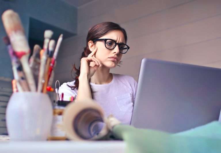 How to Stay Focused at Work and Improve Productivity